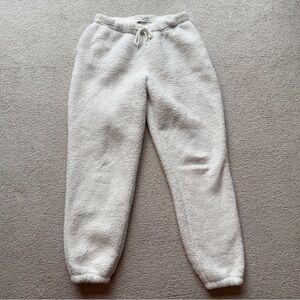 Gilly Hicks Hollister Off White Cream Sherpa Fur Joggers Pants Lounge Wear M